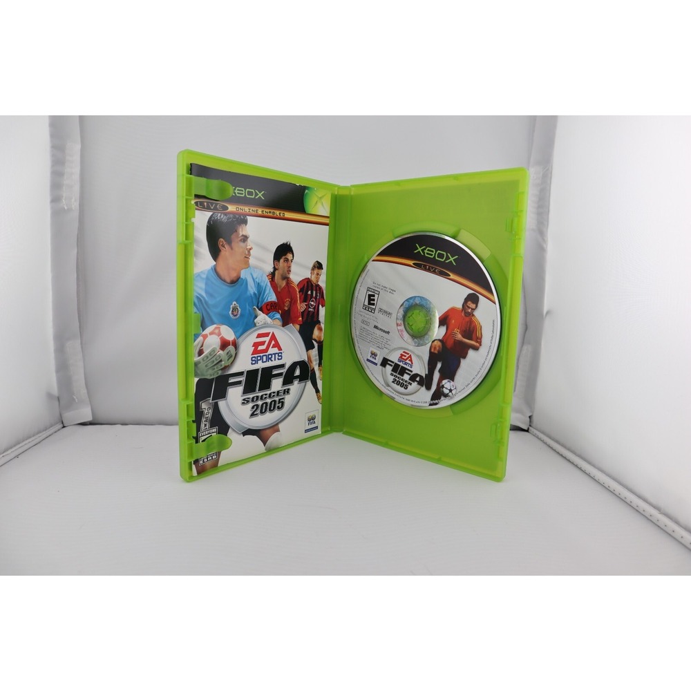 FIFA Soccer 2005 (Microsoft Xbox, 2004) CIB Complete Tested and Working Great - Picture 6 of 7